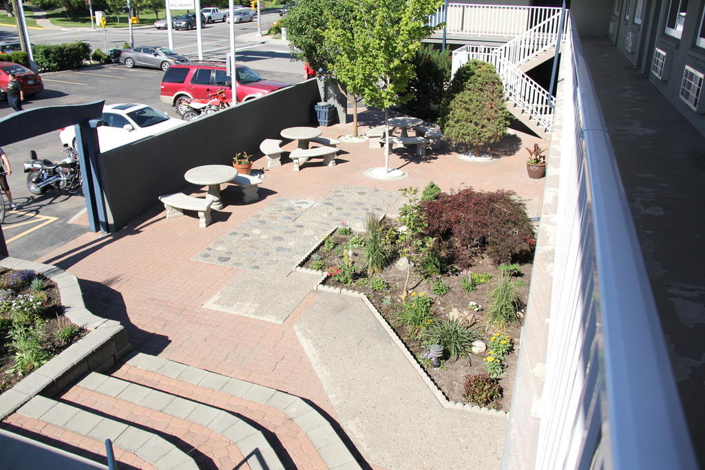 Travelodge By Wyndham Kamloops Exteriör bild